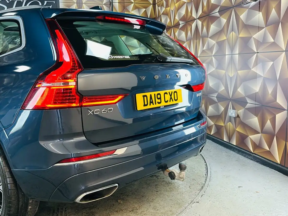 2019-volvo-xc60-20-t8-inscription-pro-ss-big-32