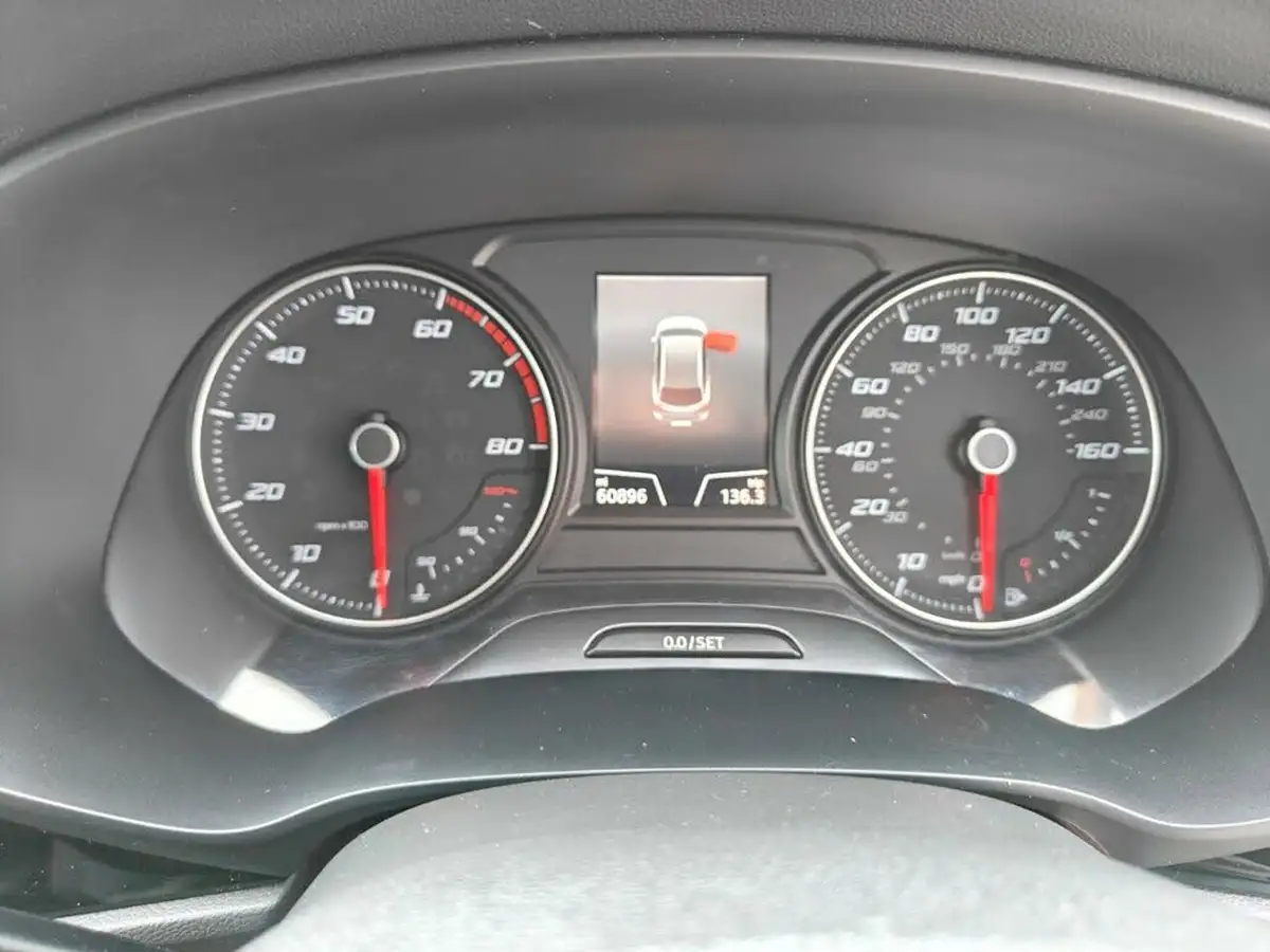 2018-seat-leon-14-tsi-fr-technology-estate-5d-big-47
