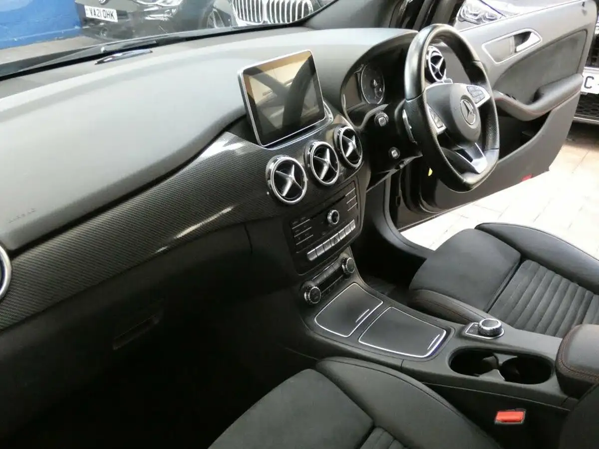 2016-mercedes-benz-b-class-15-cdi-b180-amg-line-premium-7g-dct-big-64