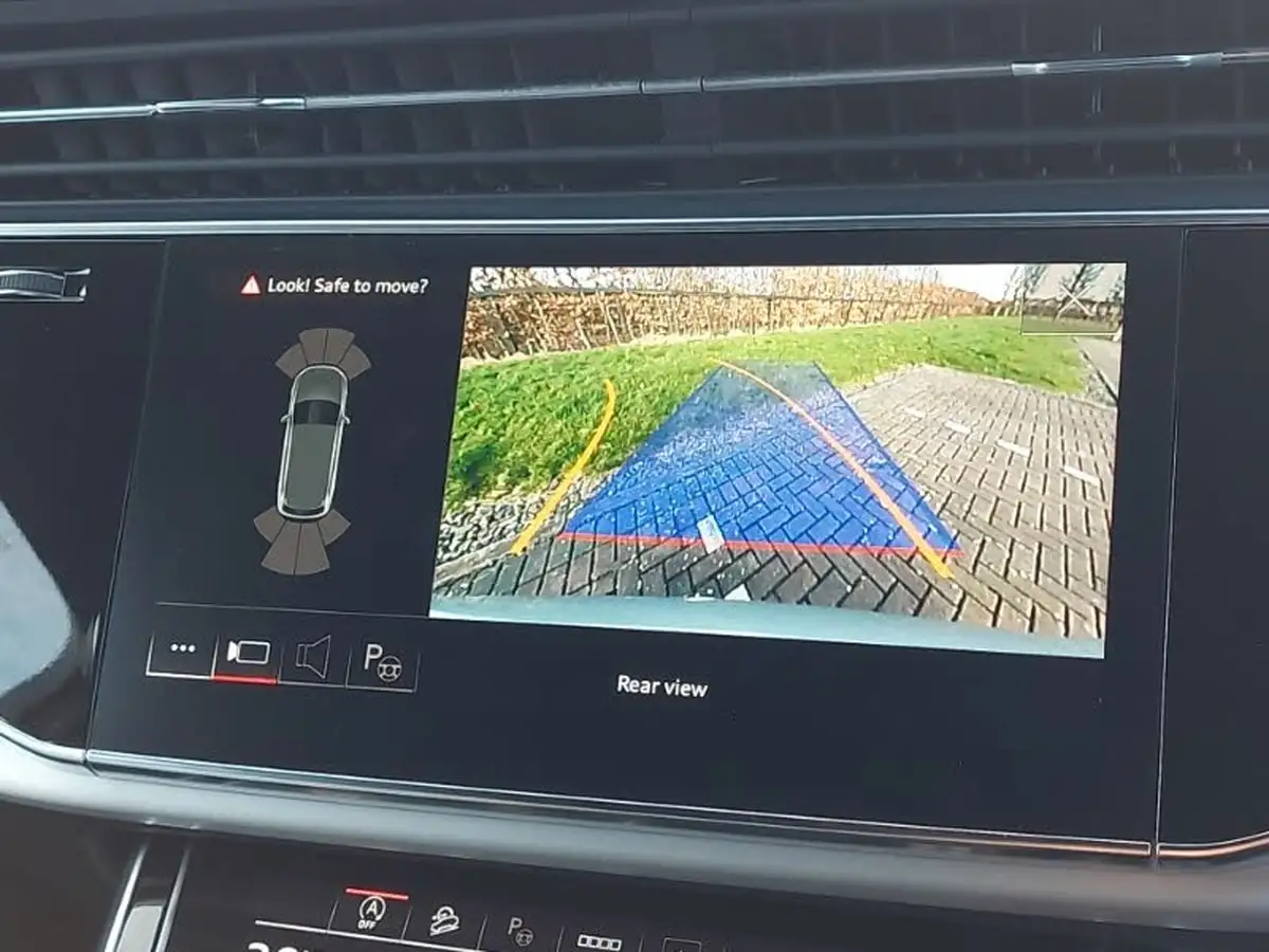 2021-audi-q7-30-45-tdi-s-line-big-13