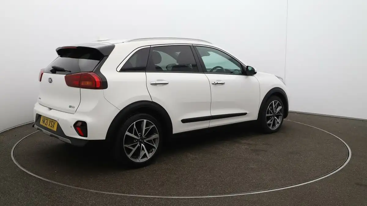 2021-kia-niro-16-gdi-4-156kwh-big-47