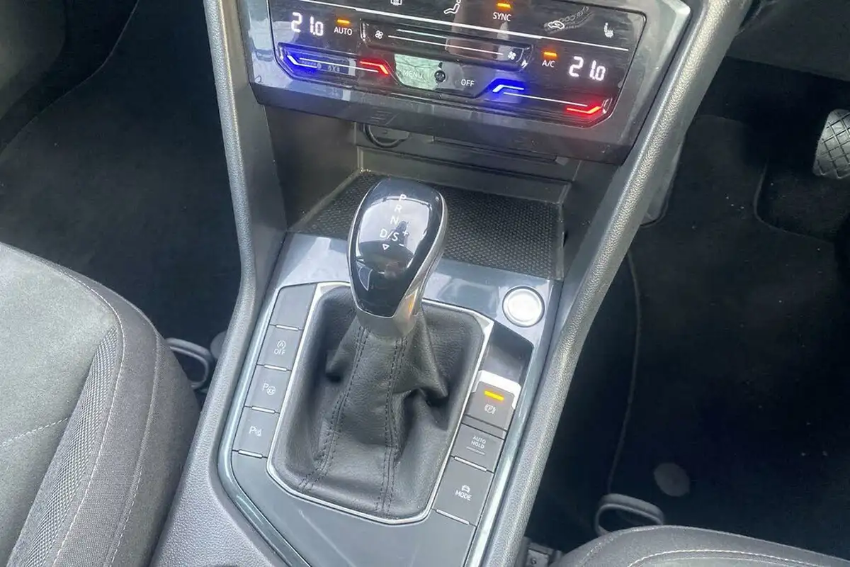 2021-volkswagen-tiguan-15-tsi-elegance-big-46