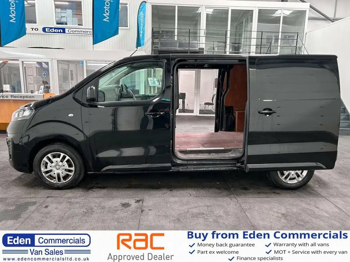 2022-vauxhall-vivaro-20td-3100-l1h1-sportive-big-10