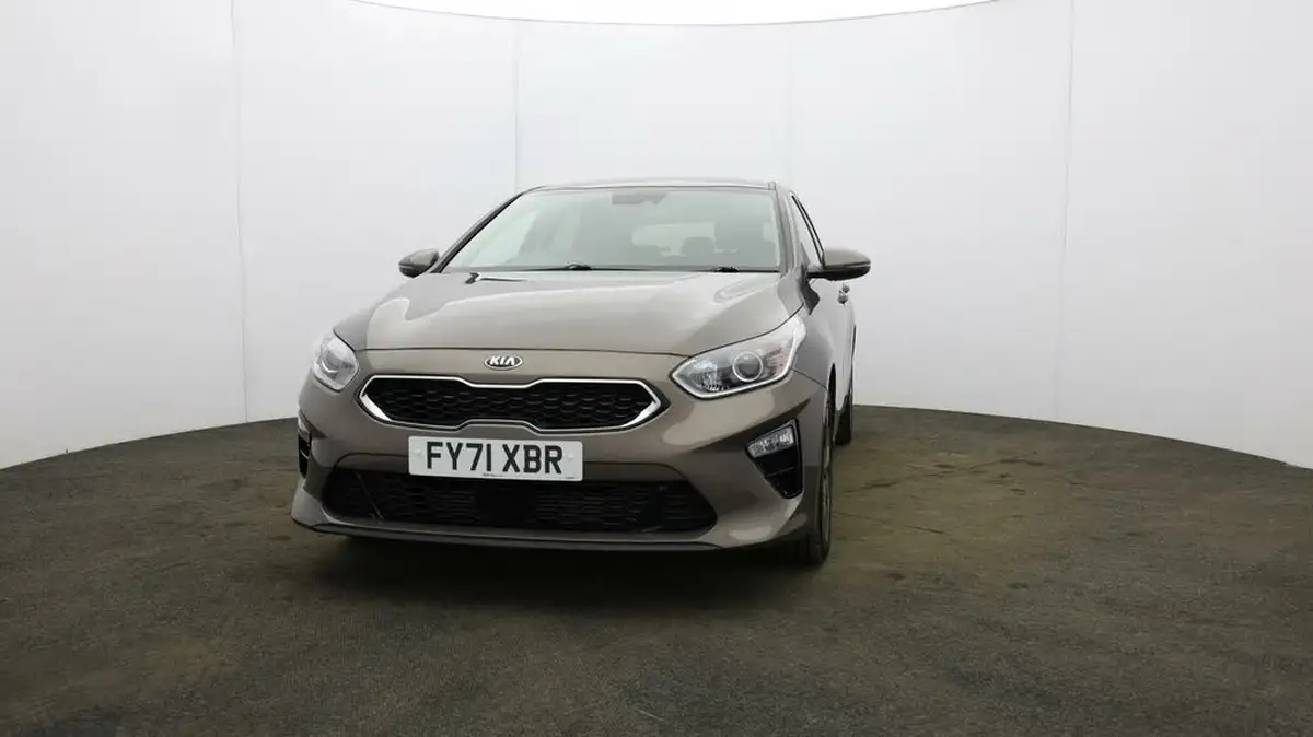 2021-kia-ceed-15-t-gdi-3-hatchback-big-32