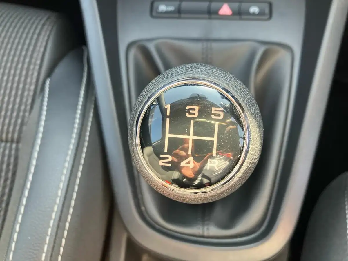 2022-mg-mg3-15-vti-tech-exclusive-nav-big-29