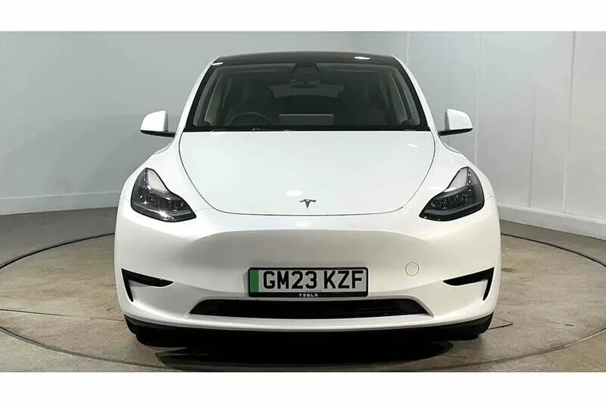 2023-tesla-model-y-e-rwd-big-2