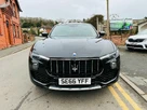 2016-maserati-levante-30td-small-3