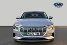 2022-audi-e-tron-55e-technik-station-wagon-small-1