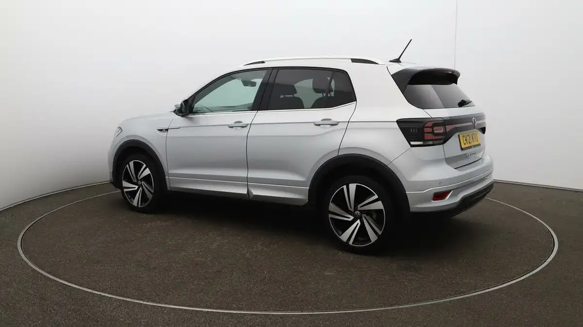 2021-volkswagen-t-cross-15-tsi-r-line-big-29