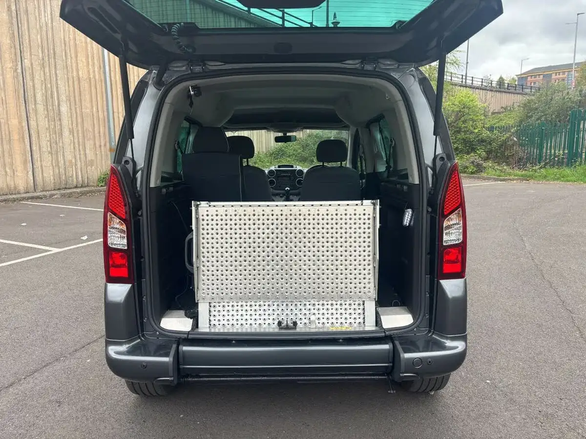 2016-citroen-berlingo-16bluehdi-multispace-feel-edition-100ps-big-9
