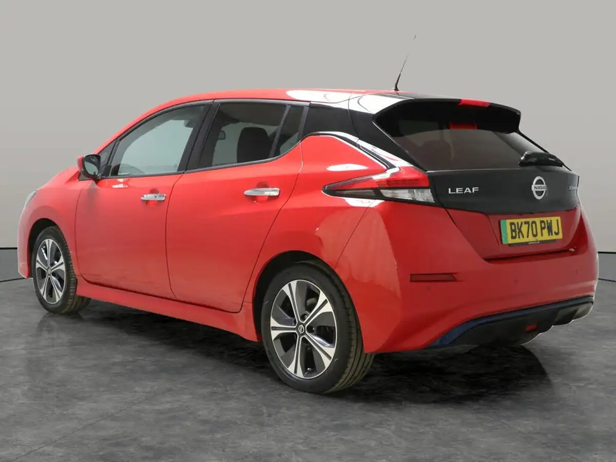 2020-nissan-leaf-e-n-connecta-big-11