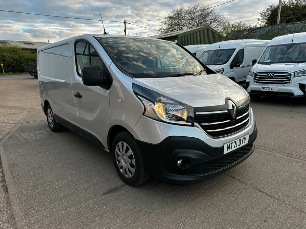 2021-renault-trafic-20dci-sl28-energy-120-business-big-11