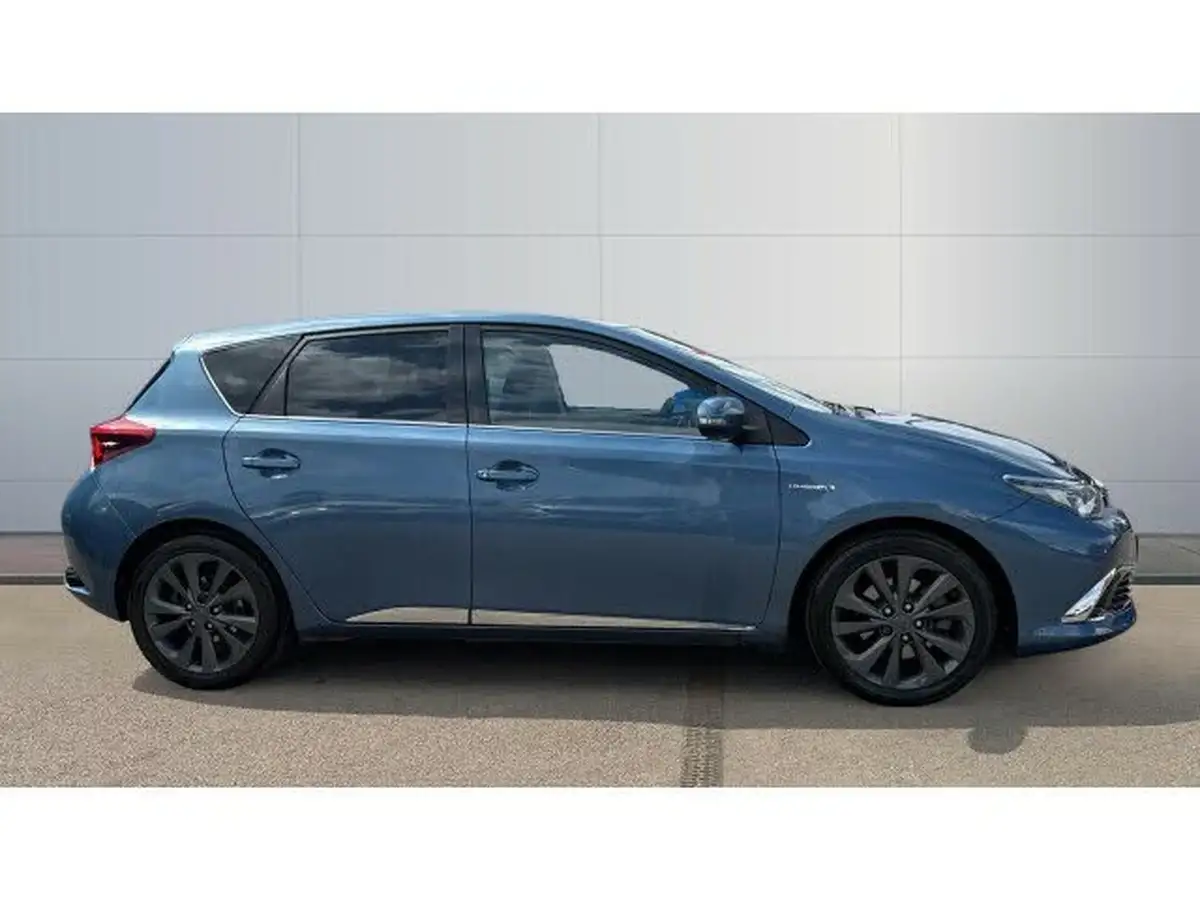 2015-toyota-auris-18-vvt-i-hsd-excel-hatchback-cvt-big-4