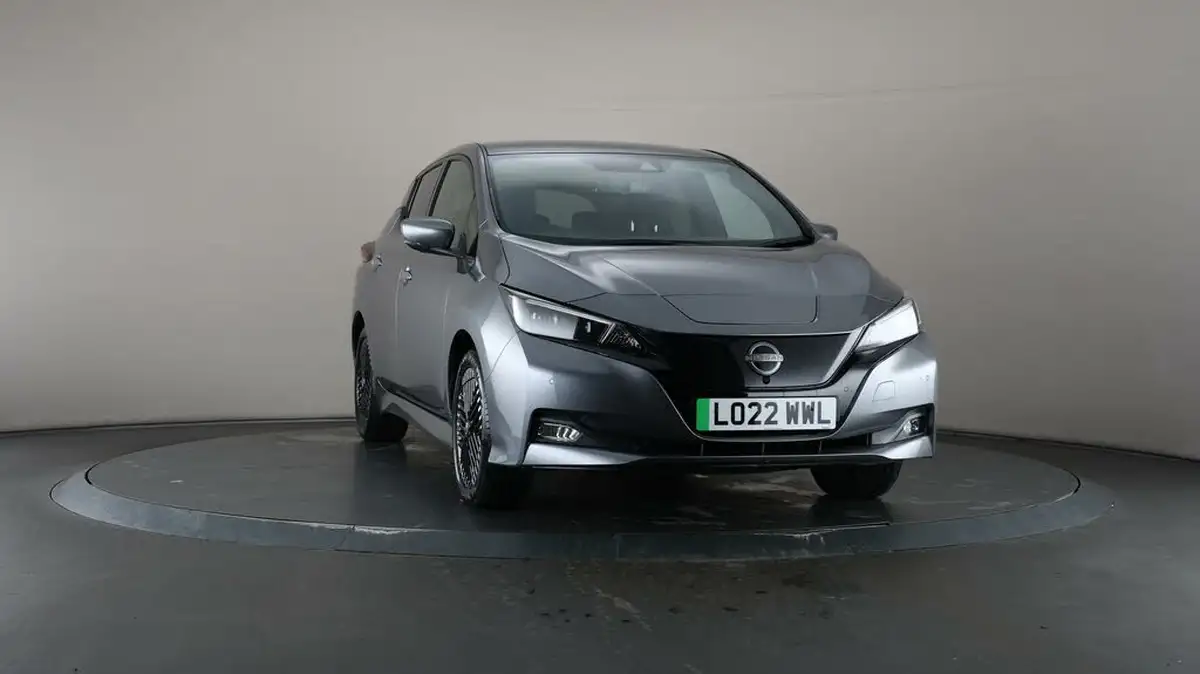 2022-nissan-leaf-e-tekna-39kwh-big-40