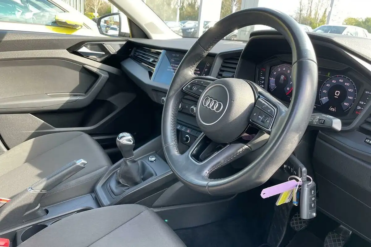2020-audi-a1-10-25-tfsi-technik-big-22