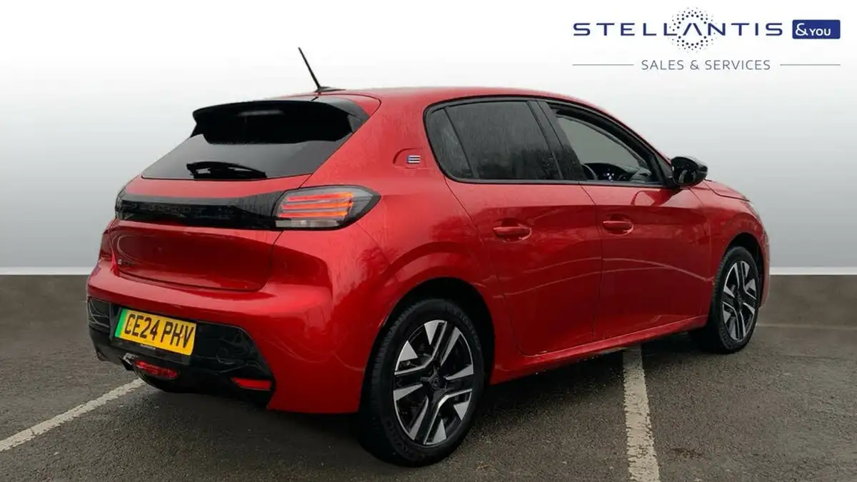 2024-peugeot-208-e-e-style-big-2
