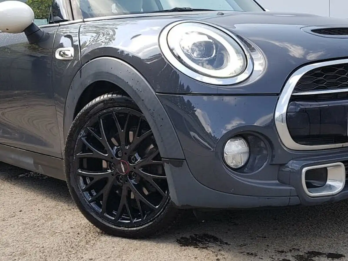 2018-mini-cooper-20-cooper-s-exclusive-ss-hatchback-3d-sport-auto-big-8