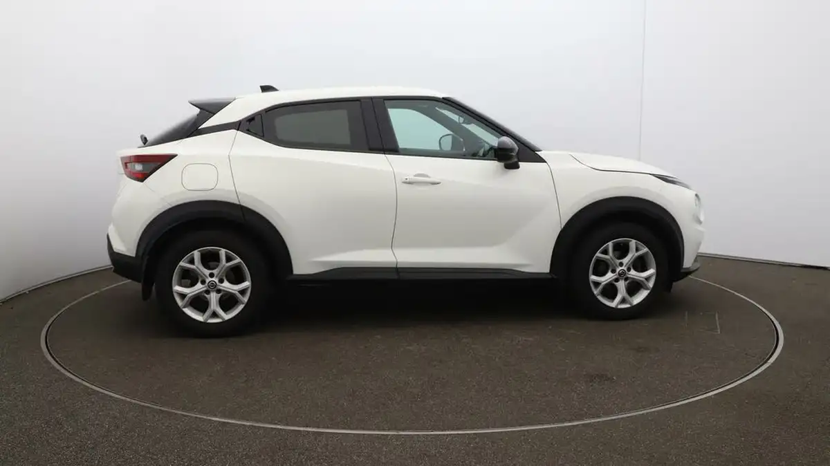 2021-nissan-juke-10-dig-t-n-connecta-117ps-dct-big-42