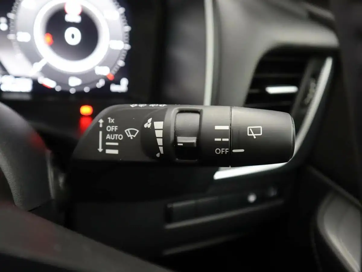 2024-nissan-qashqai-15-n-connecta-glass-roof-pack-big-29