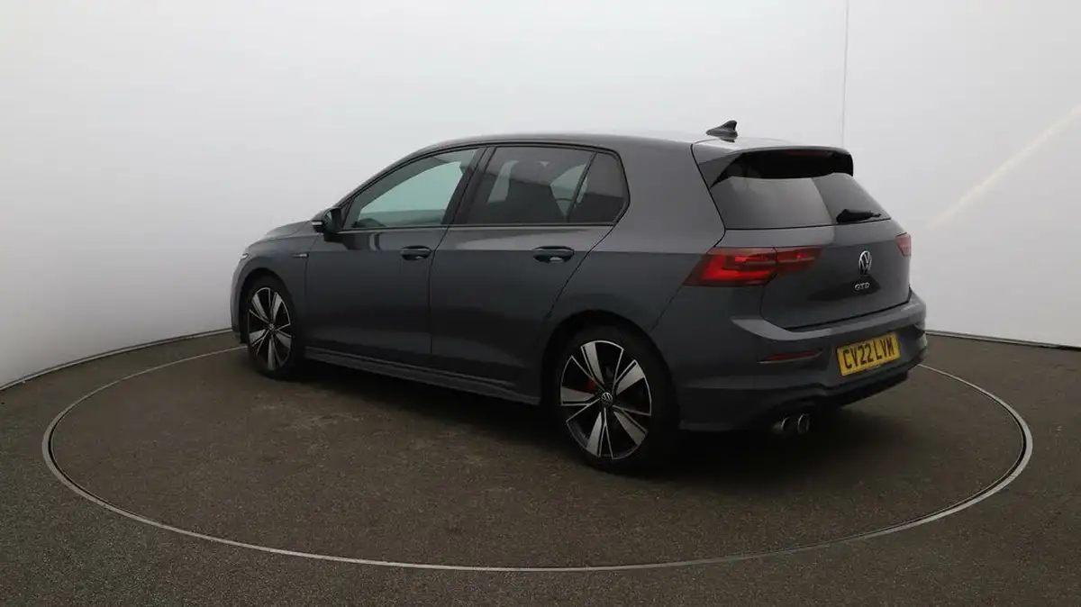 2022-volkswagen-golf-20tdi-gtd-big-55
