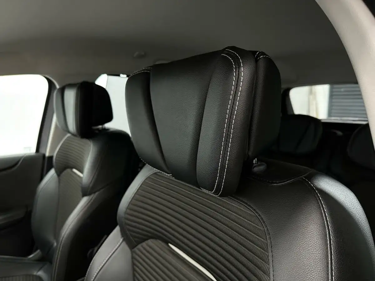 2017-renault-scenic-16dci-dynamique-nav-big-32