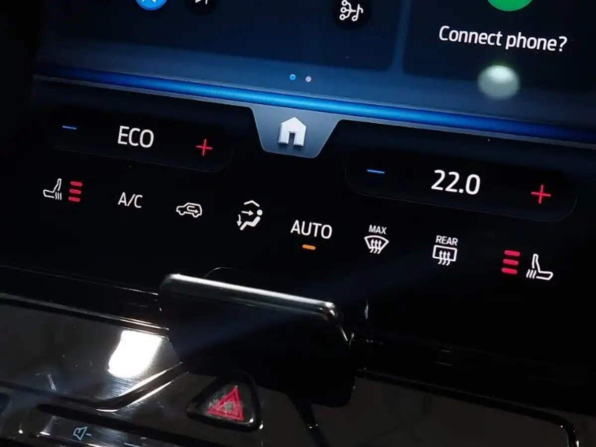 2024-ford-explorer-e-premium-286ps-77kwh-big-15
