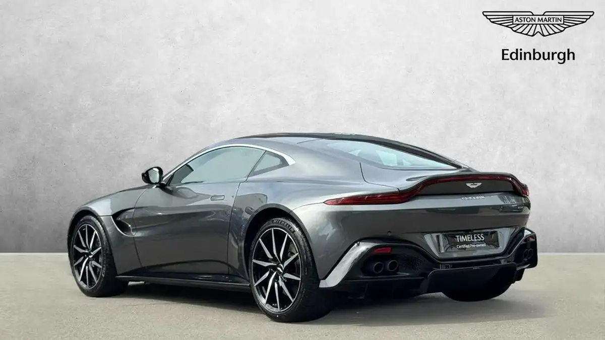 2019-aston-martin-vantage-40-v8-vantage-big-1