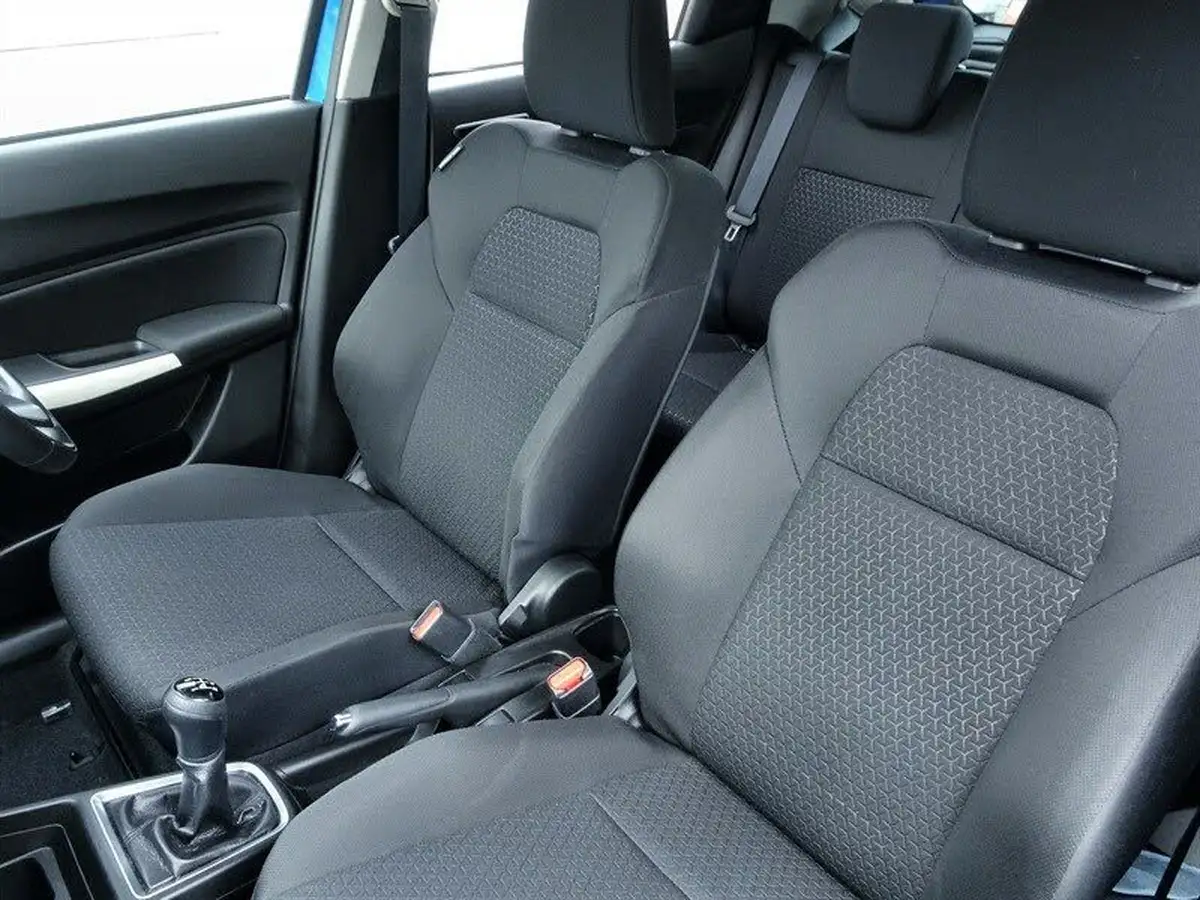 2021-suzuki-swift-12-dualjet-sz-l-big-11