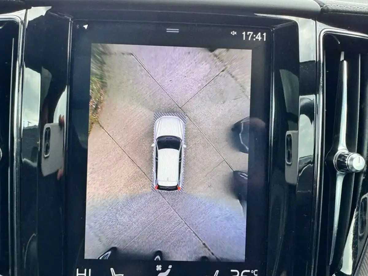 2019-volvo-xc60-20-t8-r-design-pro-big-11
