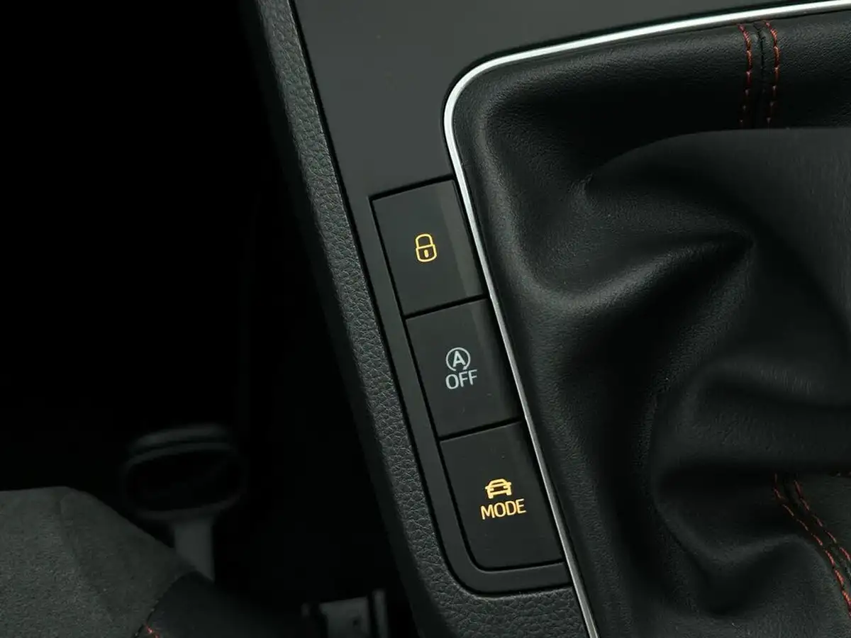 2025-seat-ibiza-10-tsi-fr-sport-115ps-big-27