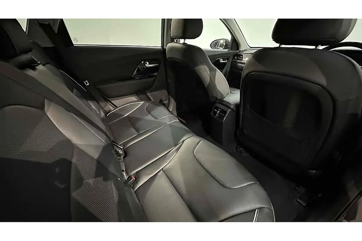 2021-kia-e-niro-ev-4-big-22