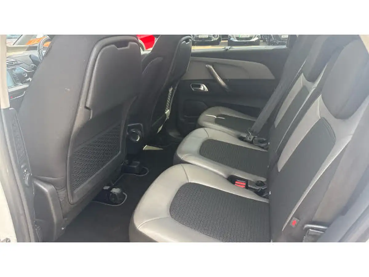 2018-citroen-c4-spacetourer-12-puretech-flair-big-15
