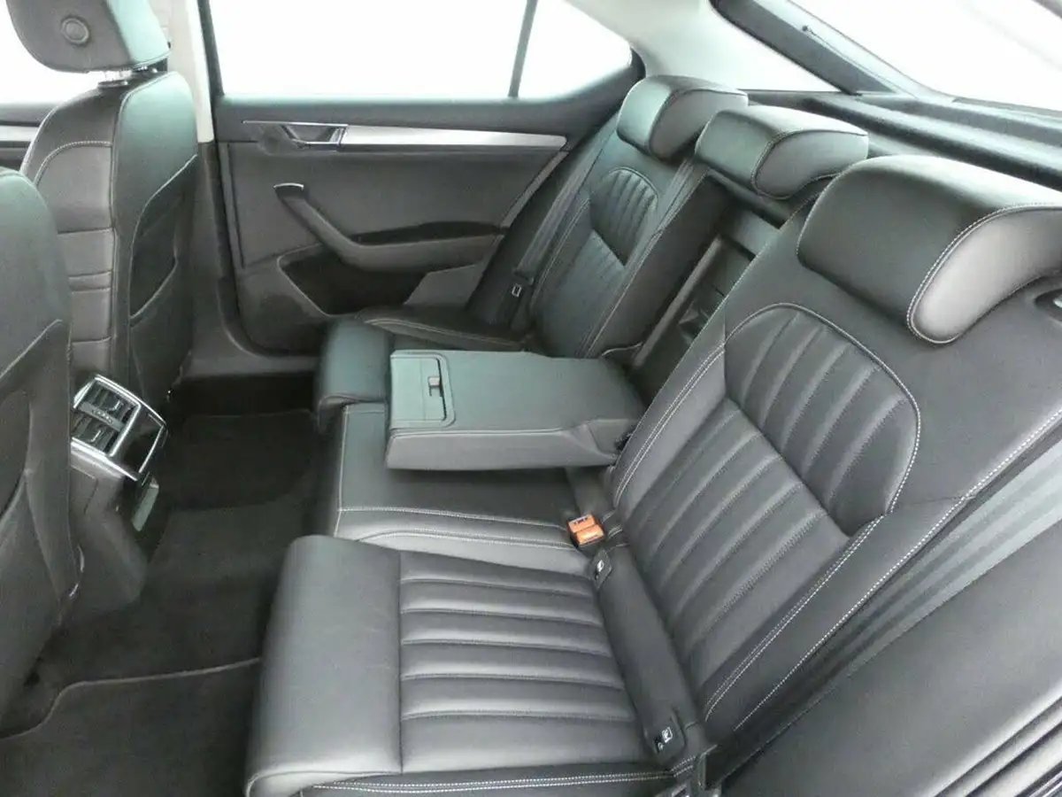 2021-skoda-superb-14-tsi-se-l-hatchback-big-19