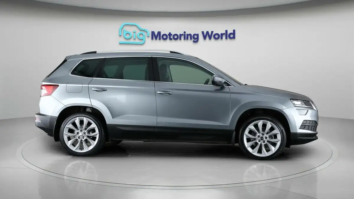 2018-skoda-karoq-20tdi-edition-big-8