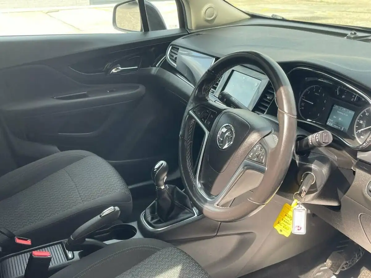 2017-vauxhall-mokka-x-14i-16v-turbo-active-140ps-ss-1364cc-big-24