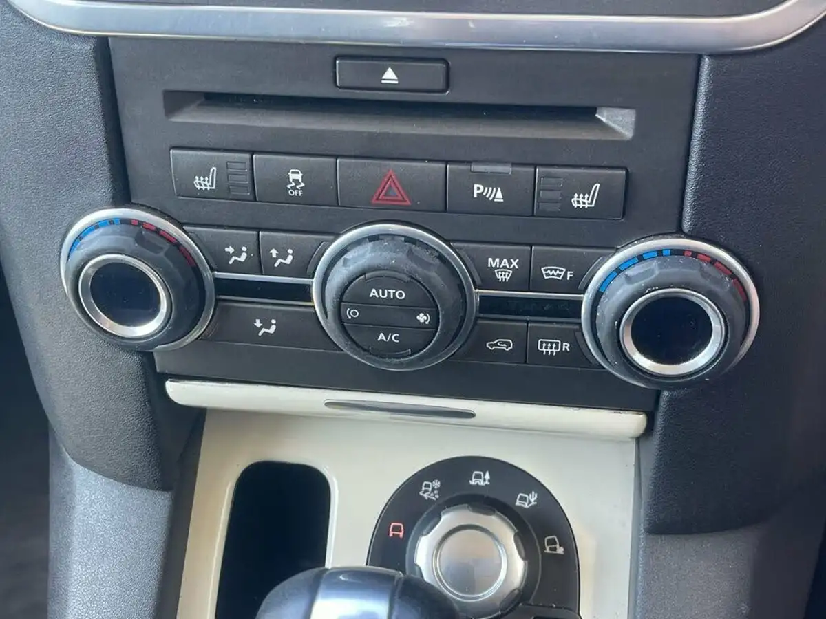 2011-land-rover-discovery-4-30td-landmark-big-11