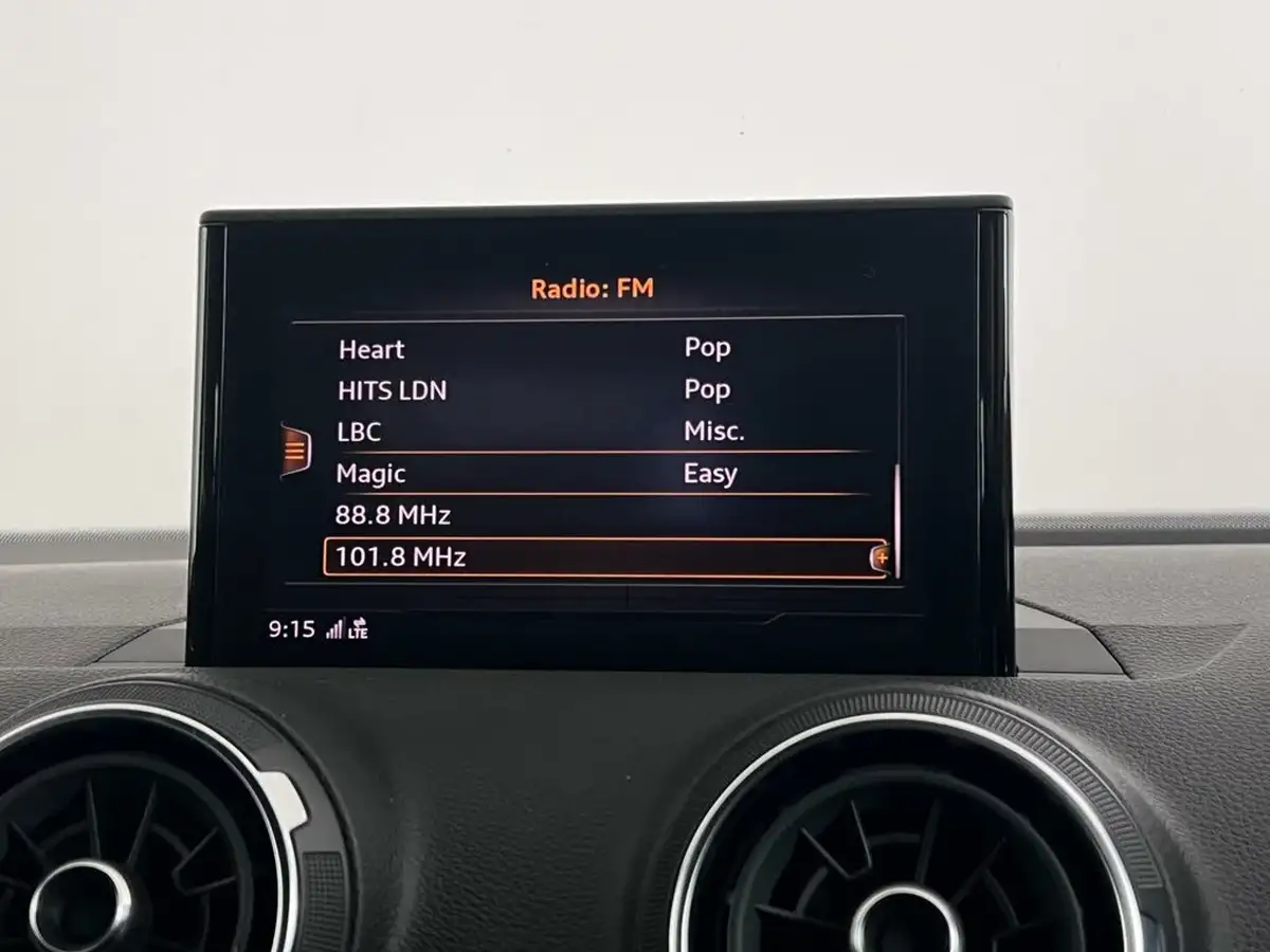 2020-audi-q2-15-35-tfsi-black-edition-1495cc-s-tronic-big-24
