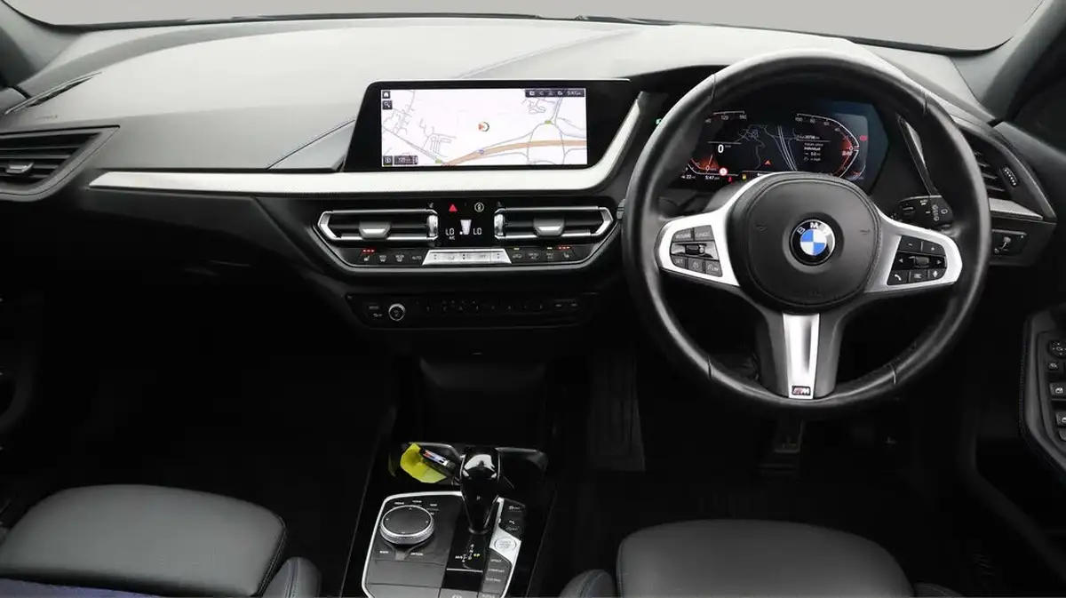 2021-bmw-1-series-15-118i-m-sport-lcp-dct-big-8