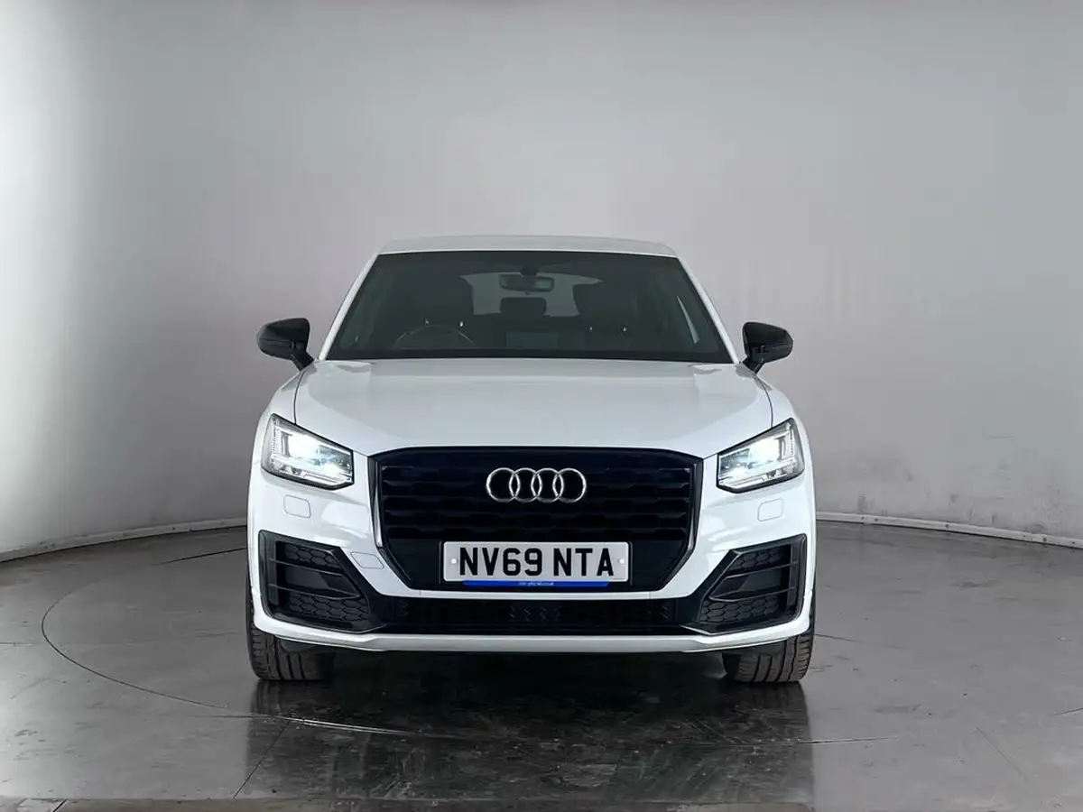 2020-audi-q2-15-35-tfsi-black-edition-1495cc-s-tronic-big-4