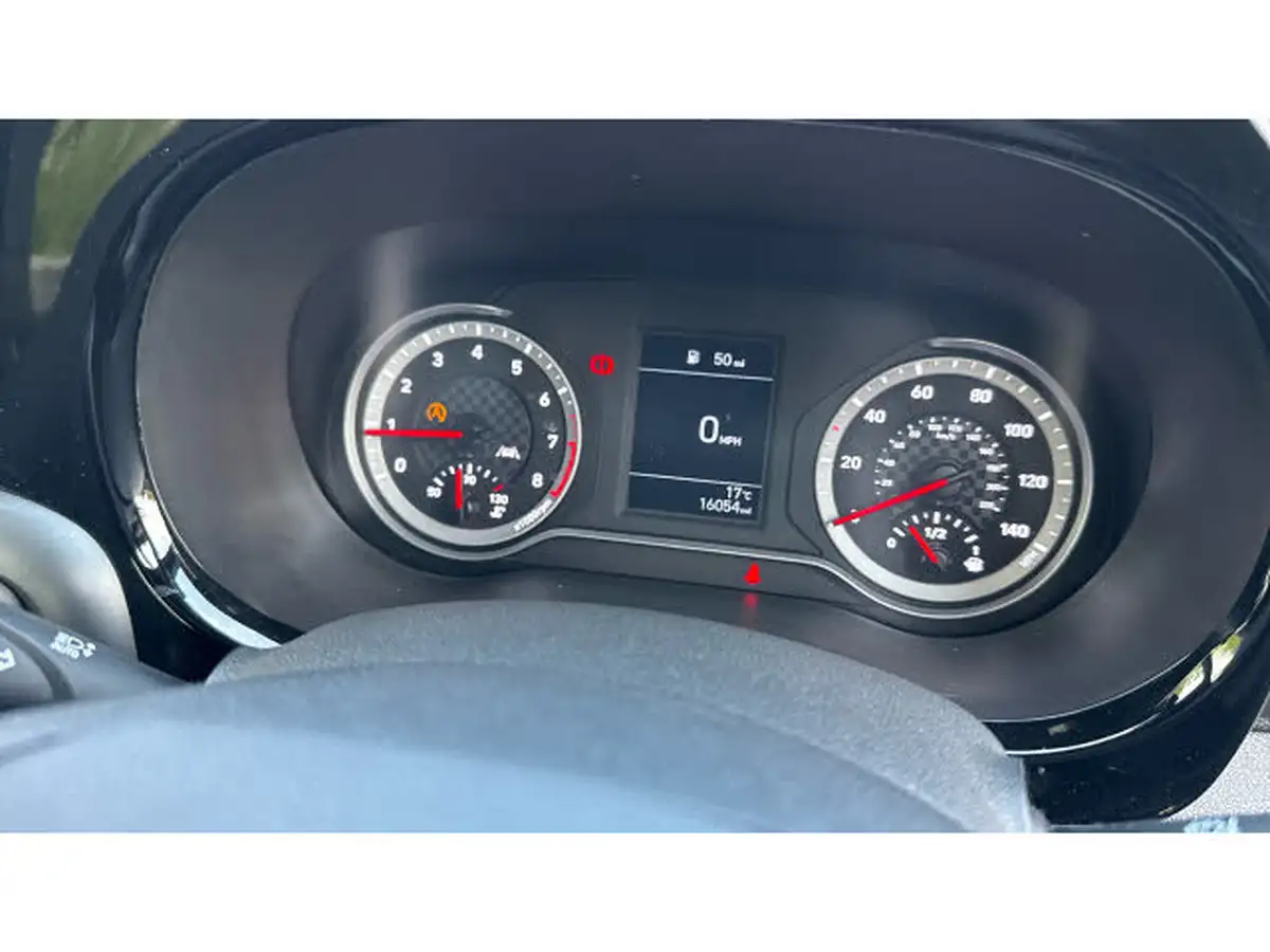 2022-hyundai-i10-10-t-gdi-n-line-big-17