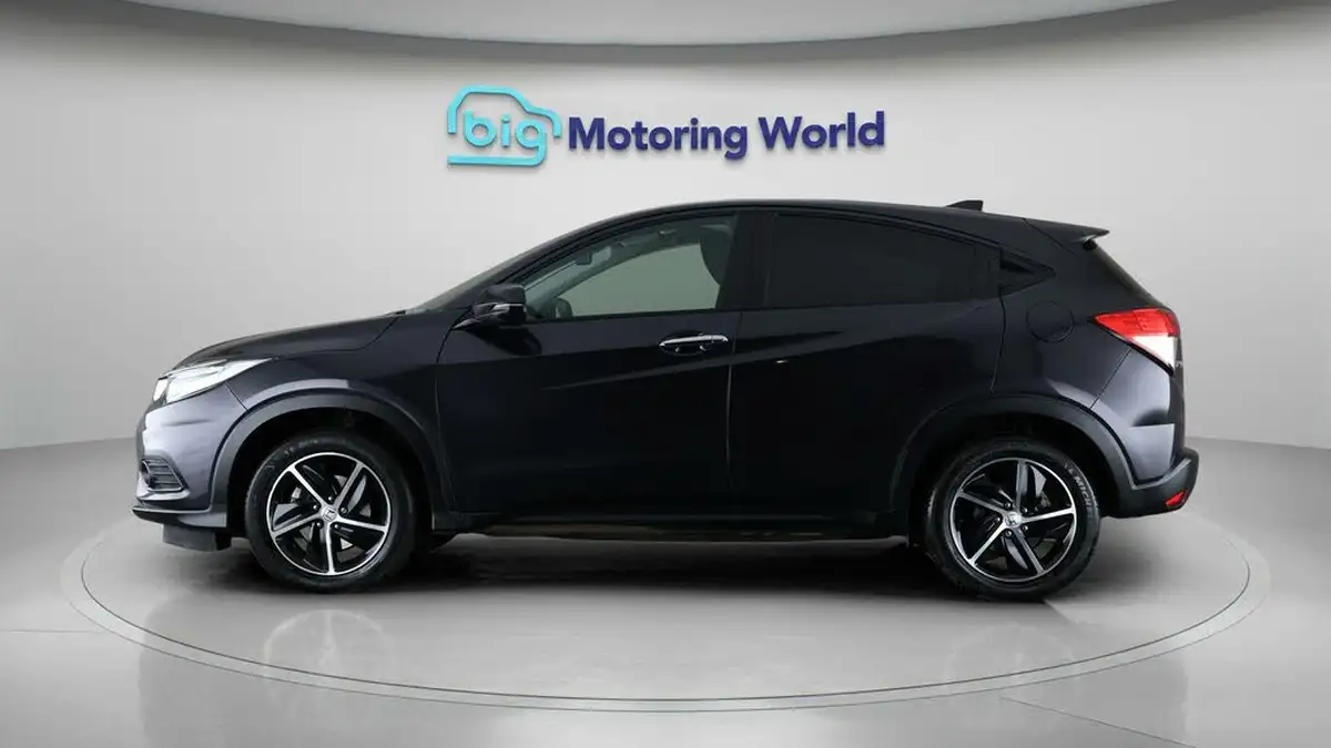 2020-honda-hr-v-15-i-vtec-se-big-4