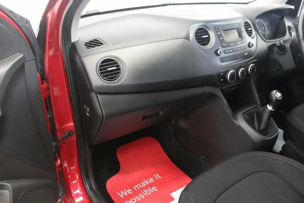 2019-hyundai-i10-12-se-big-21