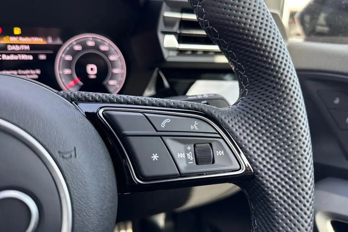 2024-audi-a3-15-35-tfsi-black-edition-sportback-5d-big-14