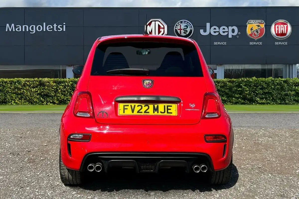 2022-abarth-595-14-tjet-competizione-big-3