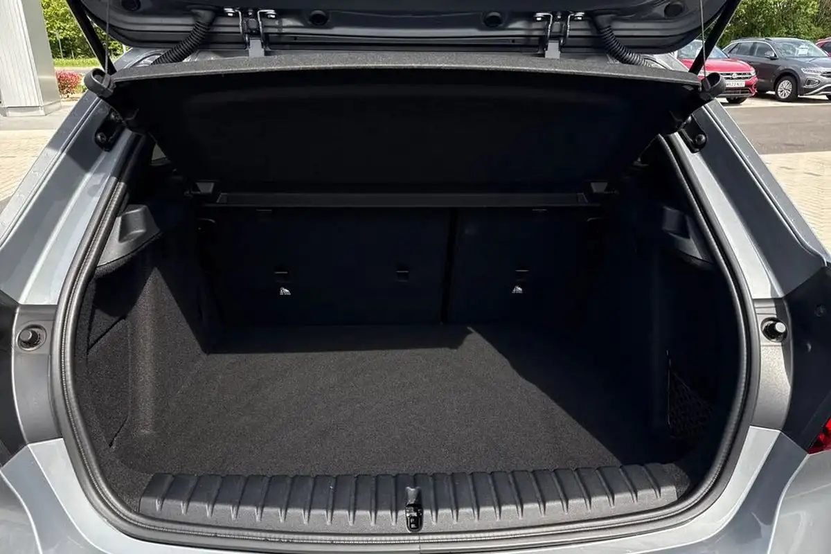 2023-bmw-1-series-15-118i-m-sport-lcp-dct-big-5