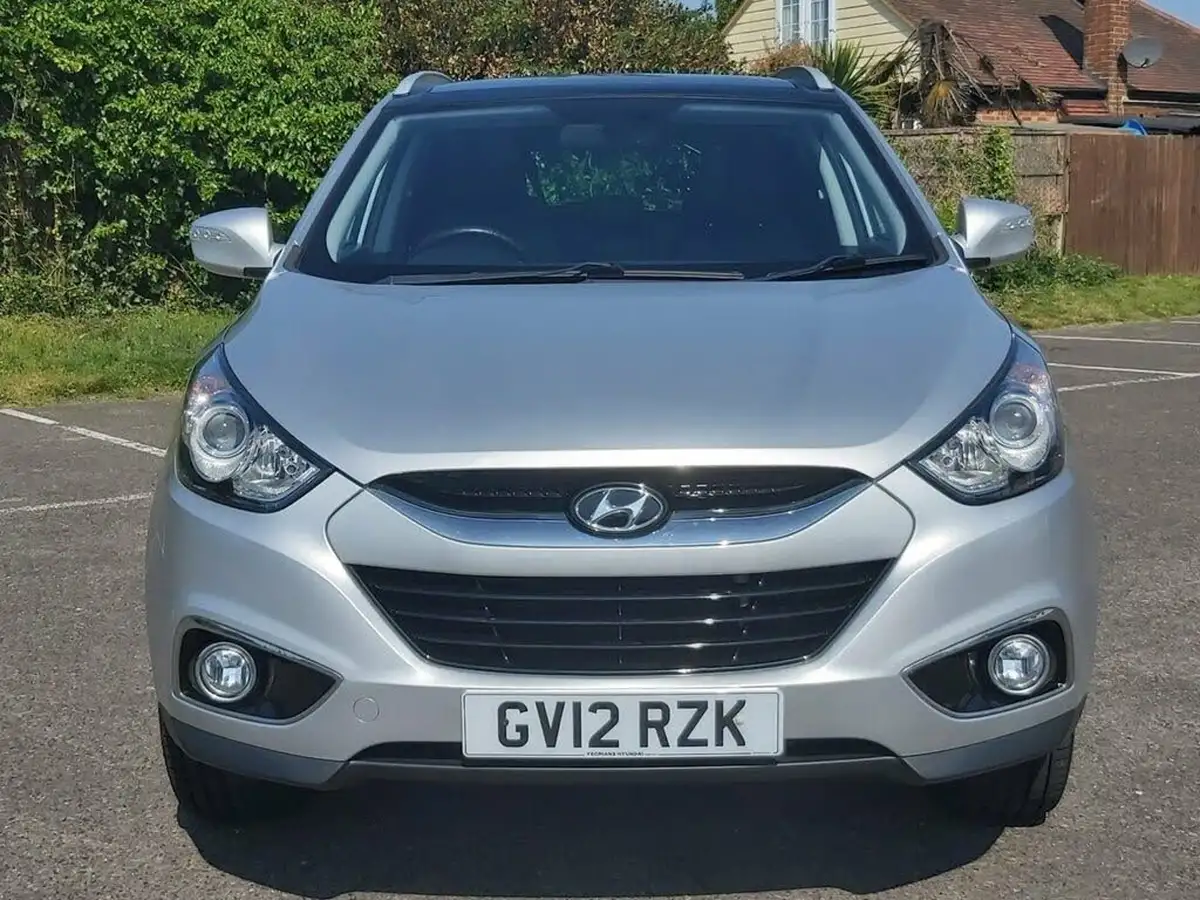 2012-hyundai-ix35-20td-premium-4wd-big-4