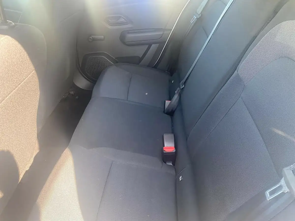 2021-dacia-sandero-10-sce-essential-big-10