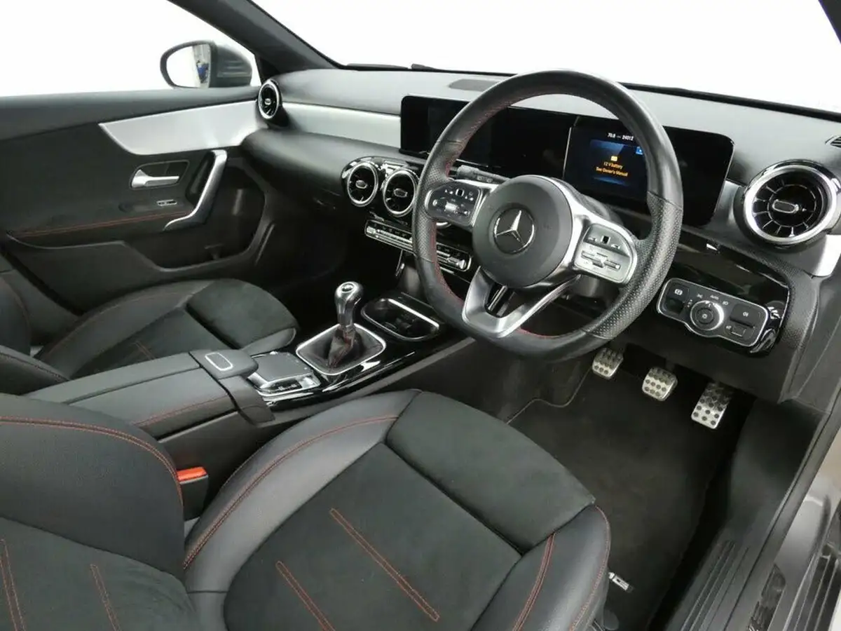 2019-mercedes-benz-a-class-13-a180-amg-line-hatchback-5d-big-7