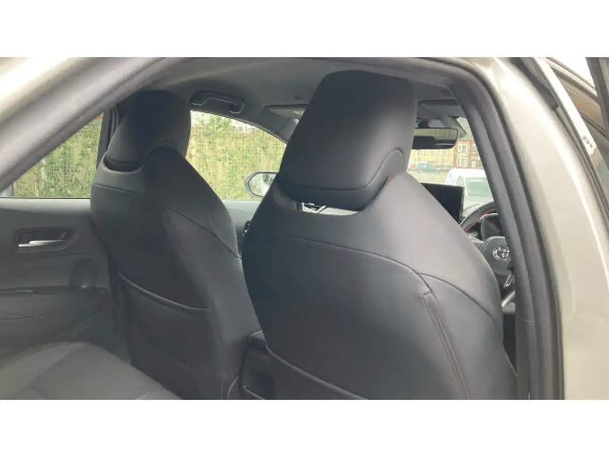 2023-toyota-corolla-18-vvt-i-gr-sport-138bhp-hatchback-big-19