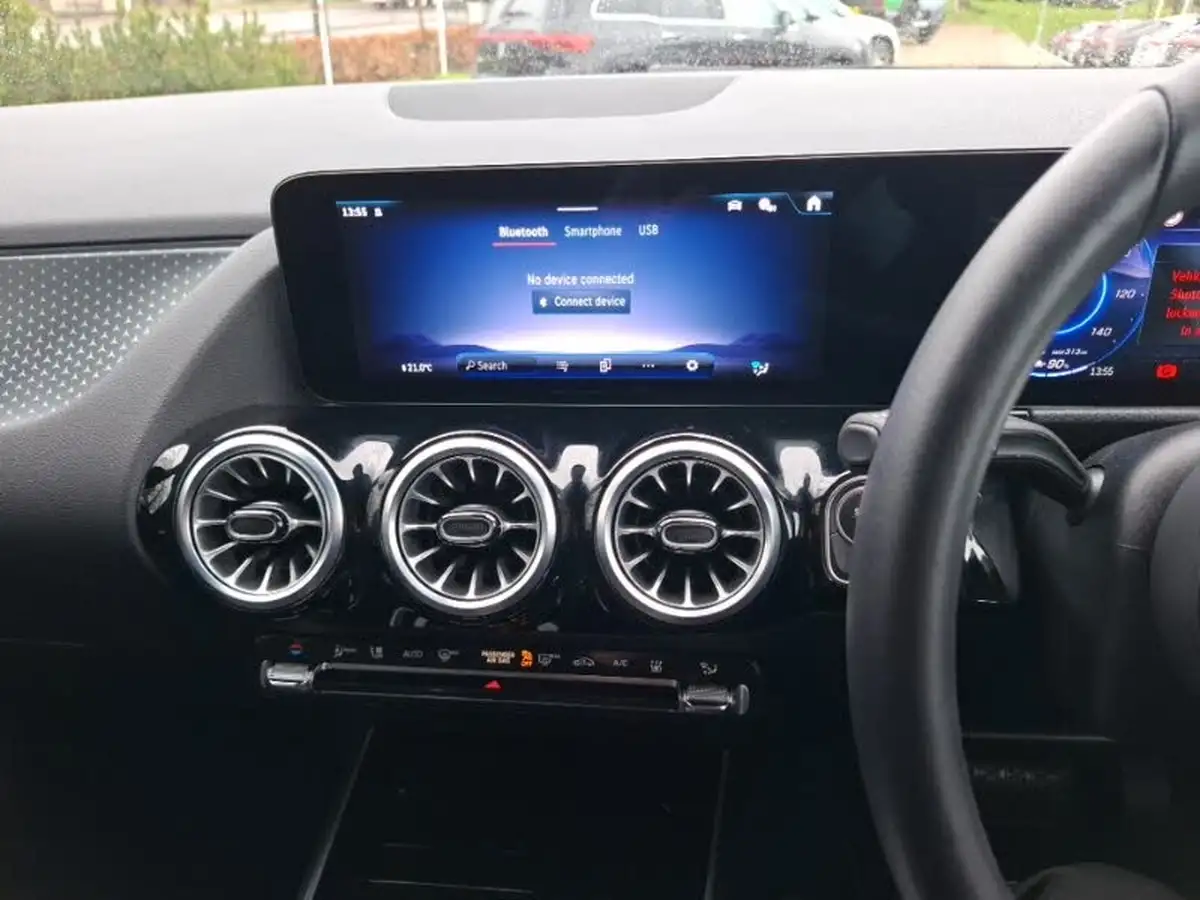 2024-mercedes-benz-eqa-e-eqa-250-sport-executive-big-16